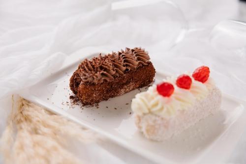 Изображение Шиколадное пирожное савоярди