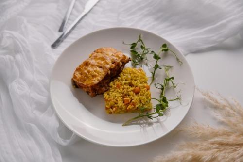 Изображение Филе форели с рисом и овощами