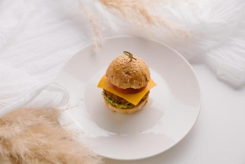 Изображение Мини-Бургер с куриной котлетой